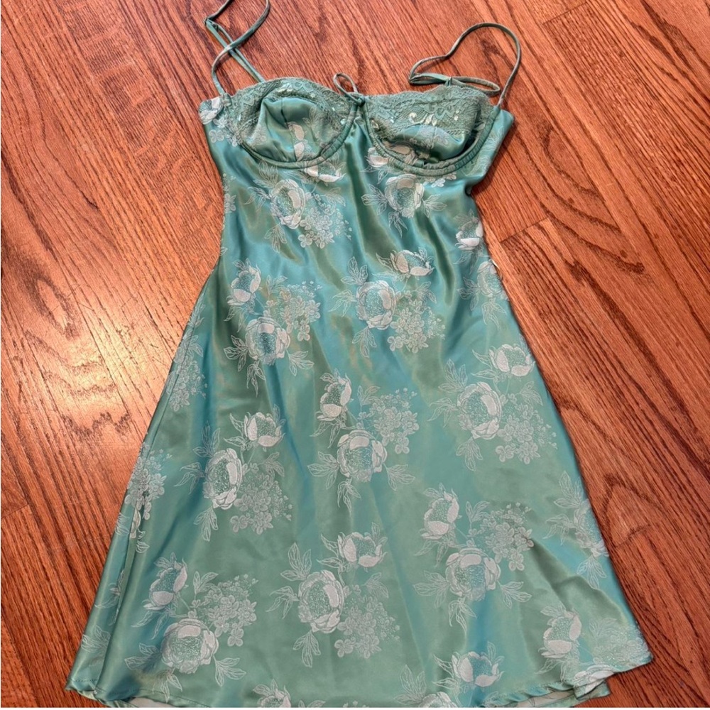 Urban outfitters silk green floral dress with lace details